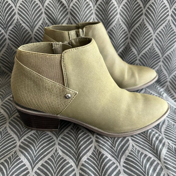 Simply Vera booties - Picture 2 of 3